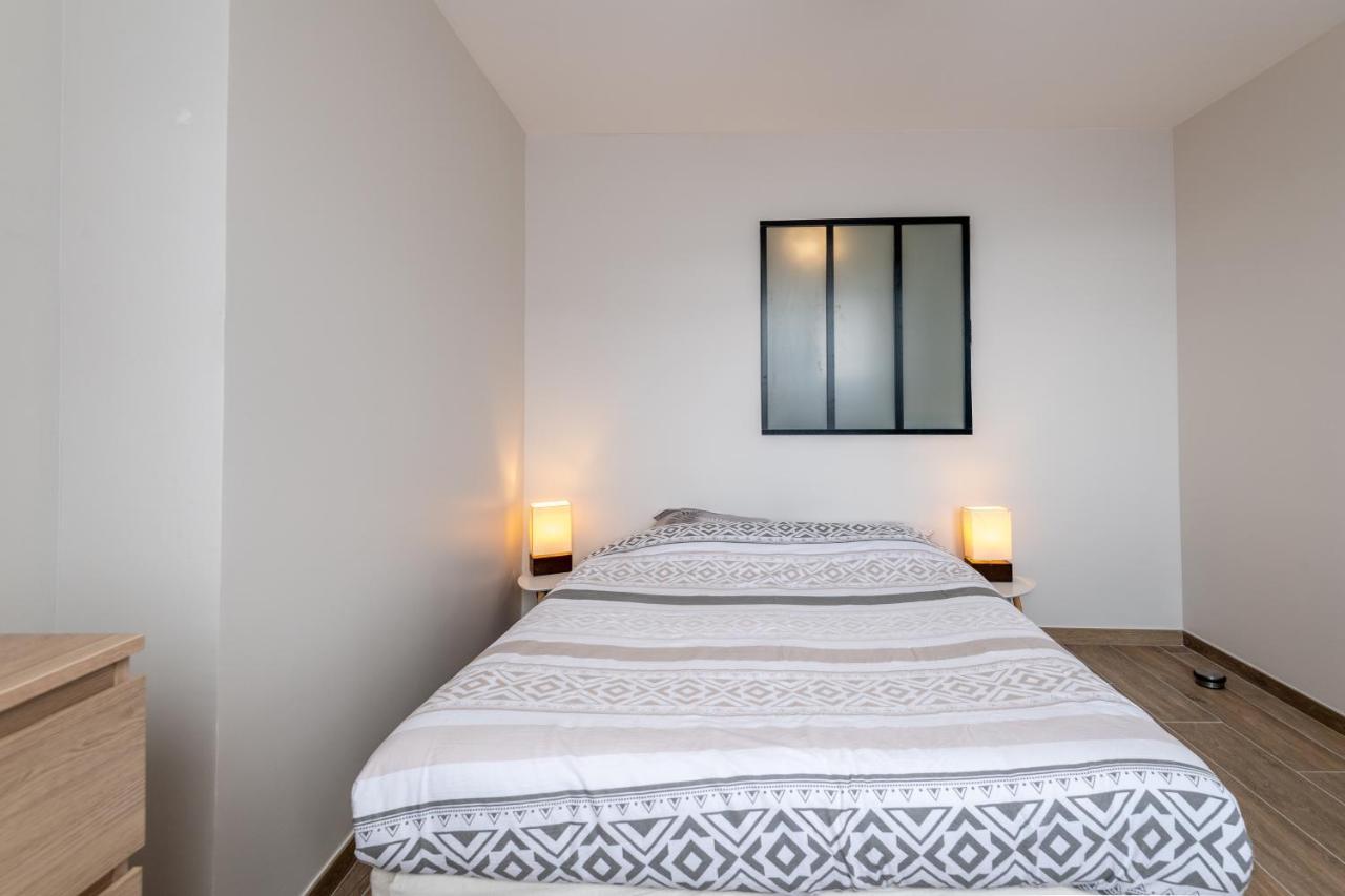 Appartement Lumineux Au Centre Du Village Saint-Felix  Екстериор снимка